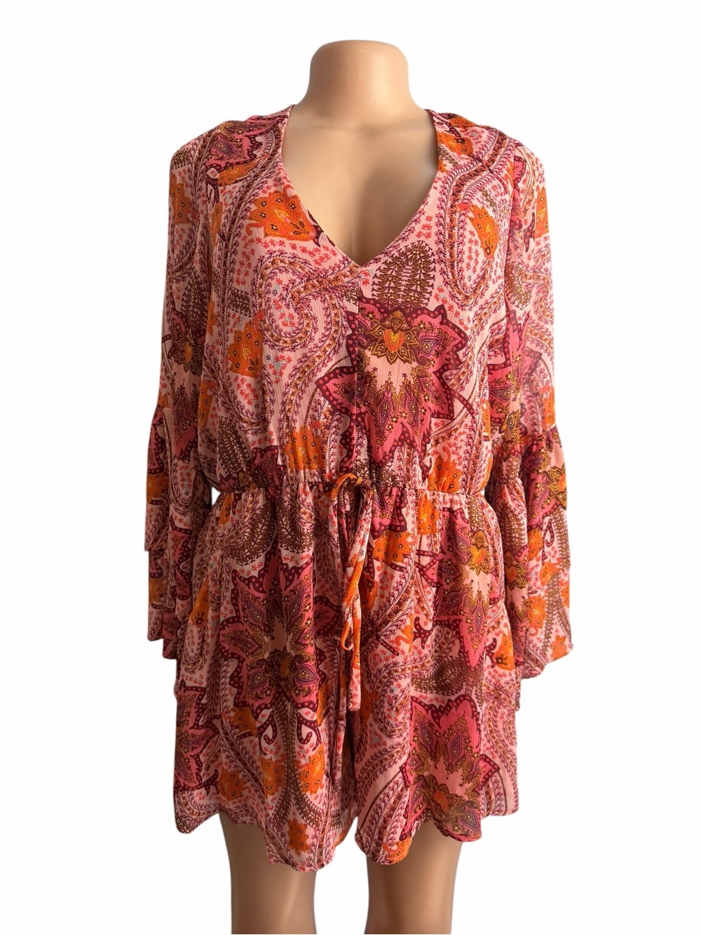 3/$30 ☀️ Gianni Bini Wanderlust Pink Orange Paisley Long Sleeve Romper - Picture 2 of 9